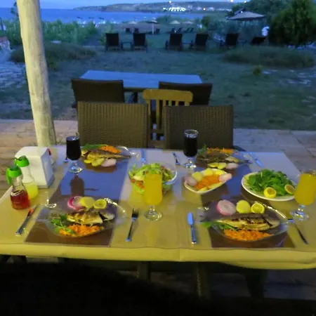 Saklibahce Otel Bozcaada